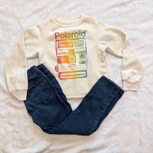 Jegging and Polaroid sweatshirt outfit